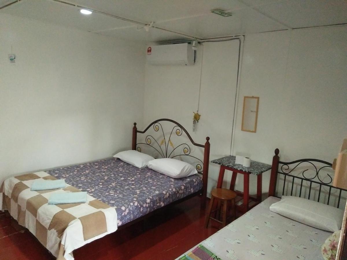 Nazri Nipah Camp Pangkor Kampung Teluk Nipah Quarto foto