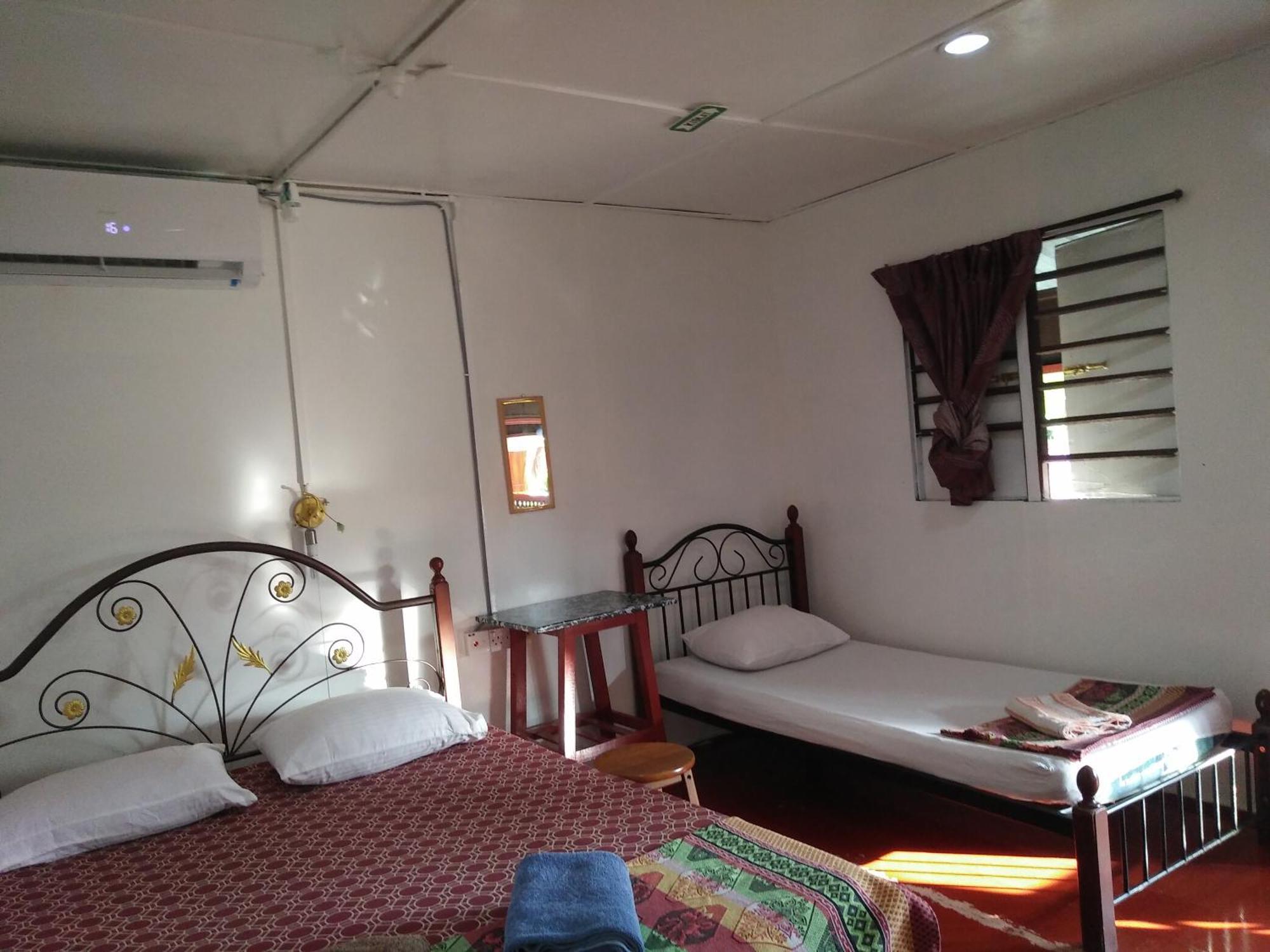 Nazri Nipah Camp Pangkor Kampung Teluk Nipah Quarto foto
