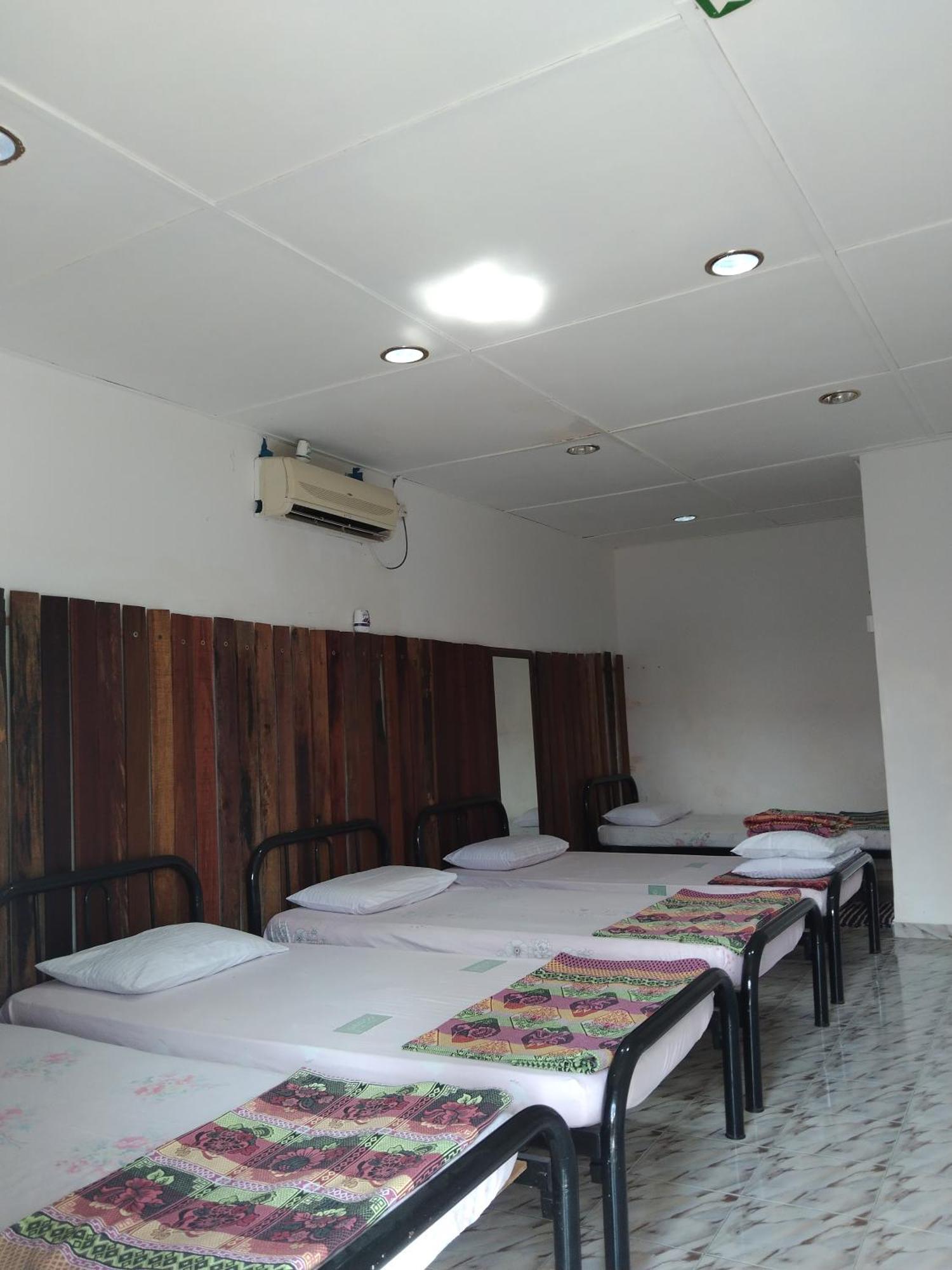 Nazri Nipah Camp Pangkor Kampung Teluk Nipah Quarto foto